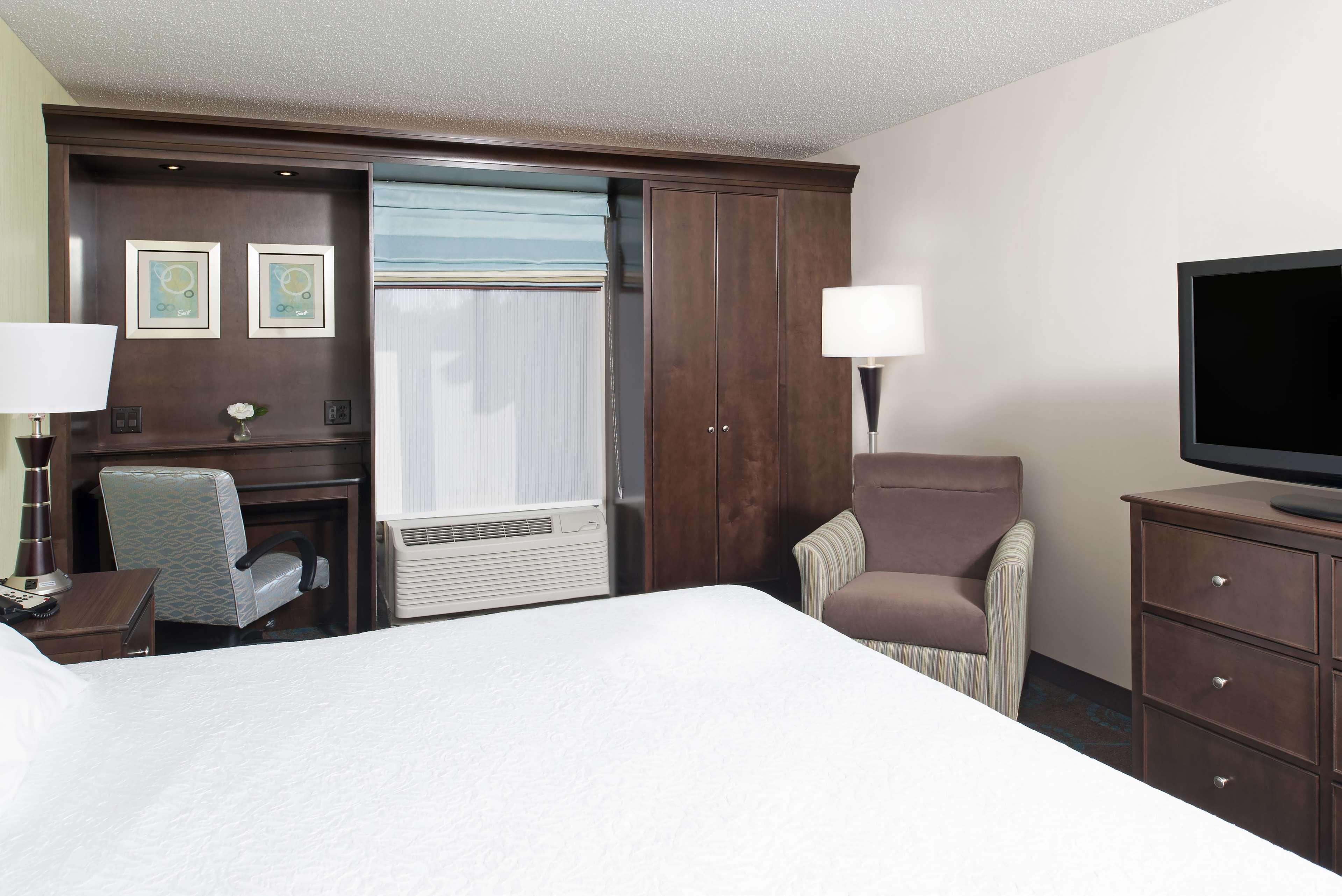 Hampton Inn & Suites Kokomo Exterior photo