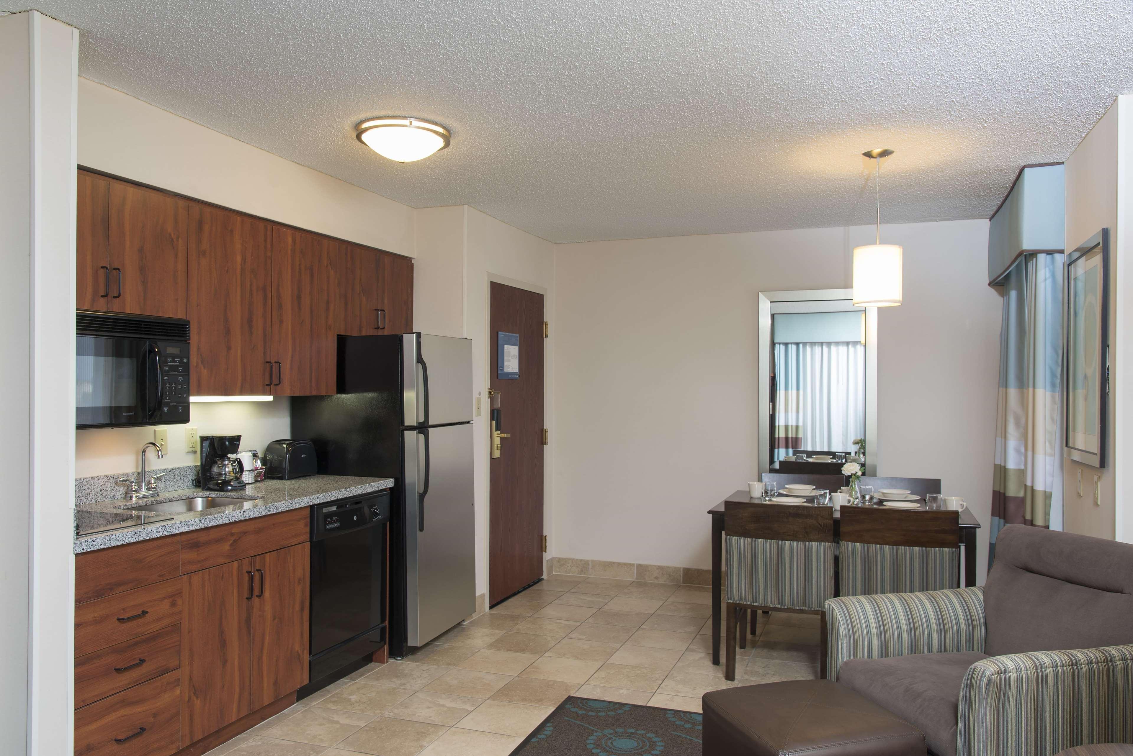 Hampton Inn & Suites Kokomo Exterior photo