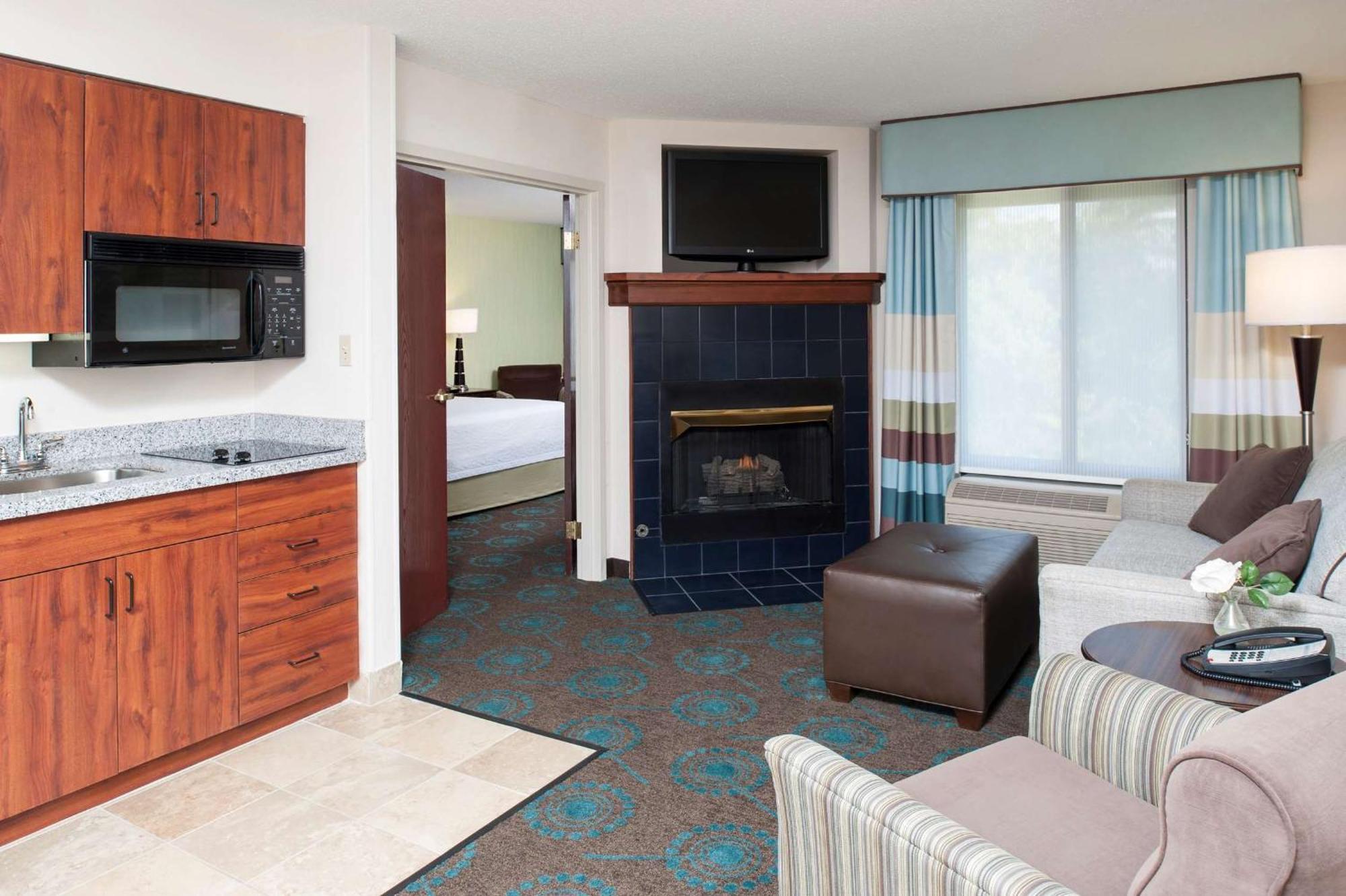 Hampton Inn & Suites Kokomo Exterior photo